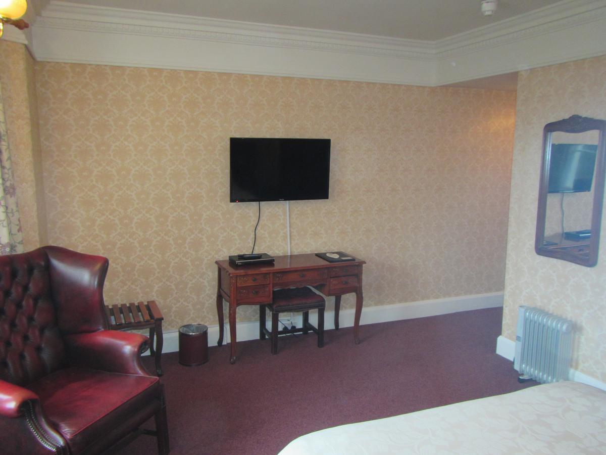 Ellerslie House Hotel Ферем Екстер'єр фото