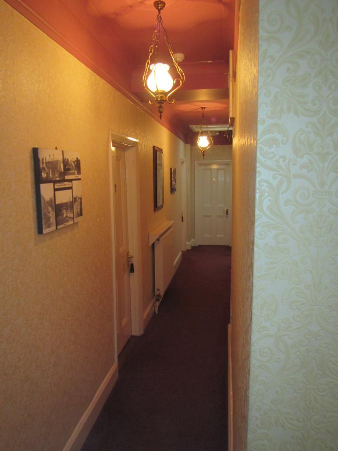 Ellerslie House Hotel Ферем Екстер'єр фото