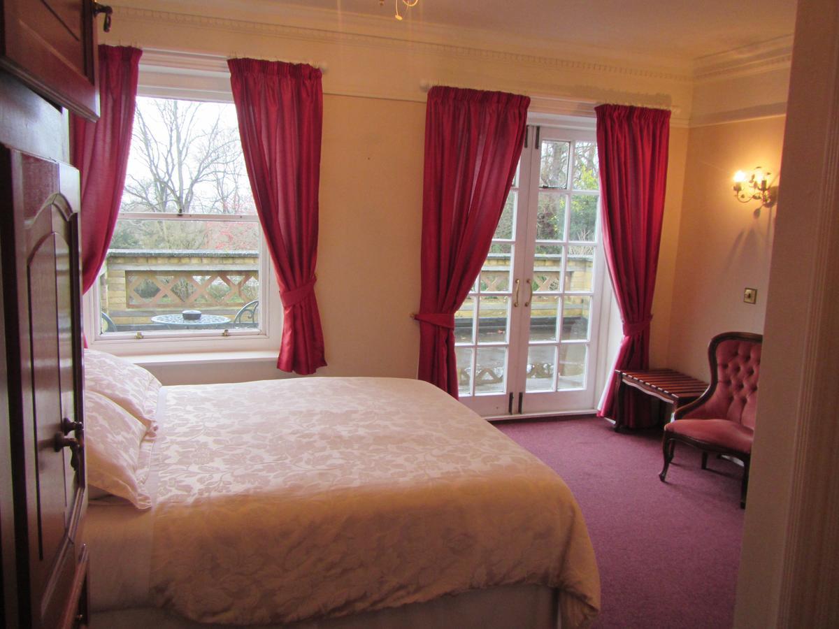 Ellerslie House Hotel Ферем Екстер'єр фото