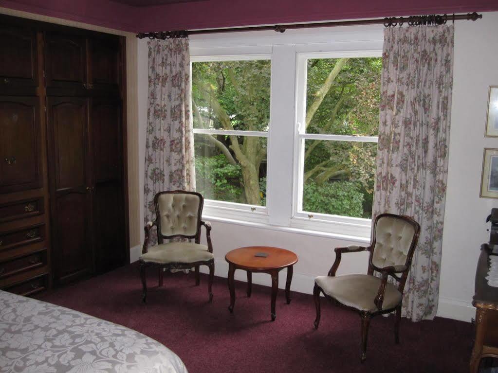 Ellerslie House Hotel Ферем Екстер'єр фото