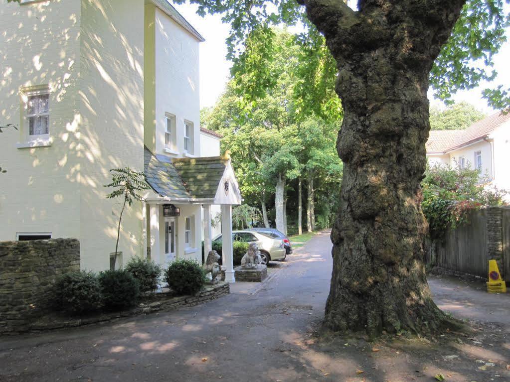 Ellerslie House Hotel Ферем Екстер'єр фото