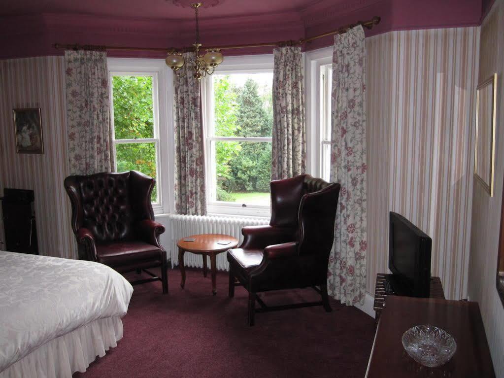 Ellerslie House Hotel Ферем Екстер'єр фото